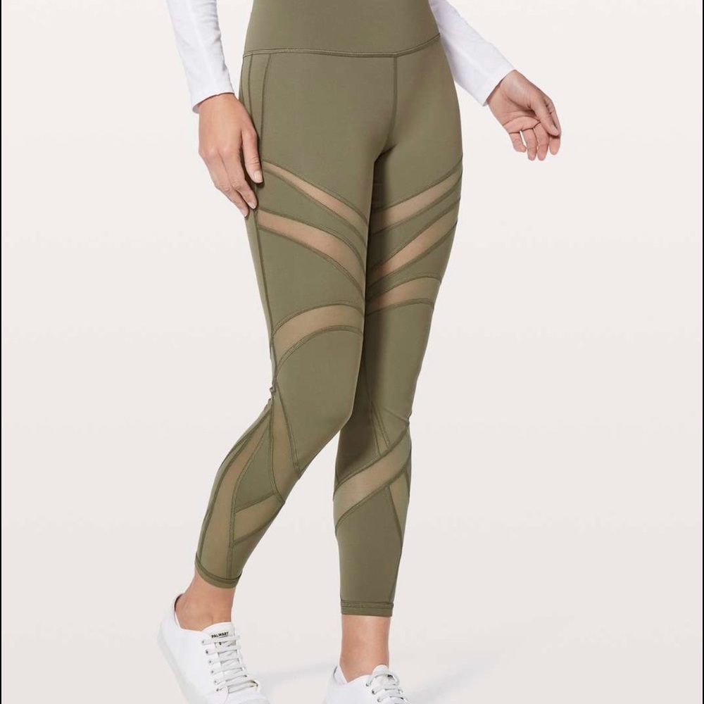 LULULEMON Wunder Under Hi-Rise Tight *Mesh 28"
Sage Color Size 4